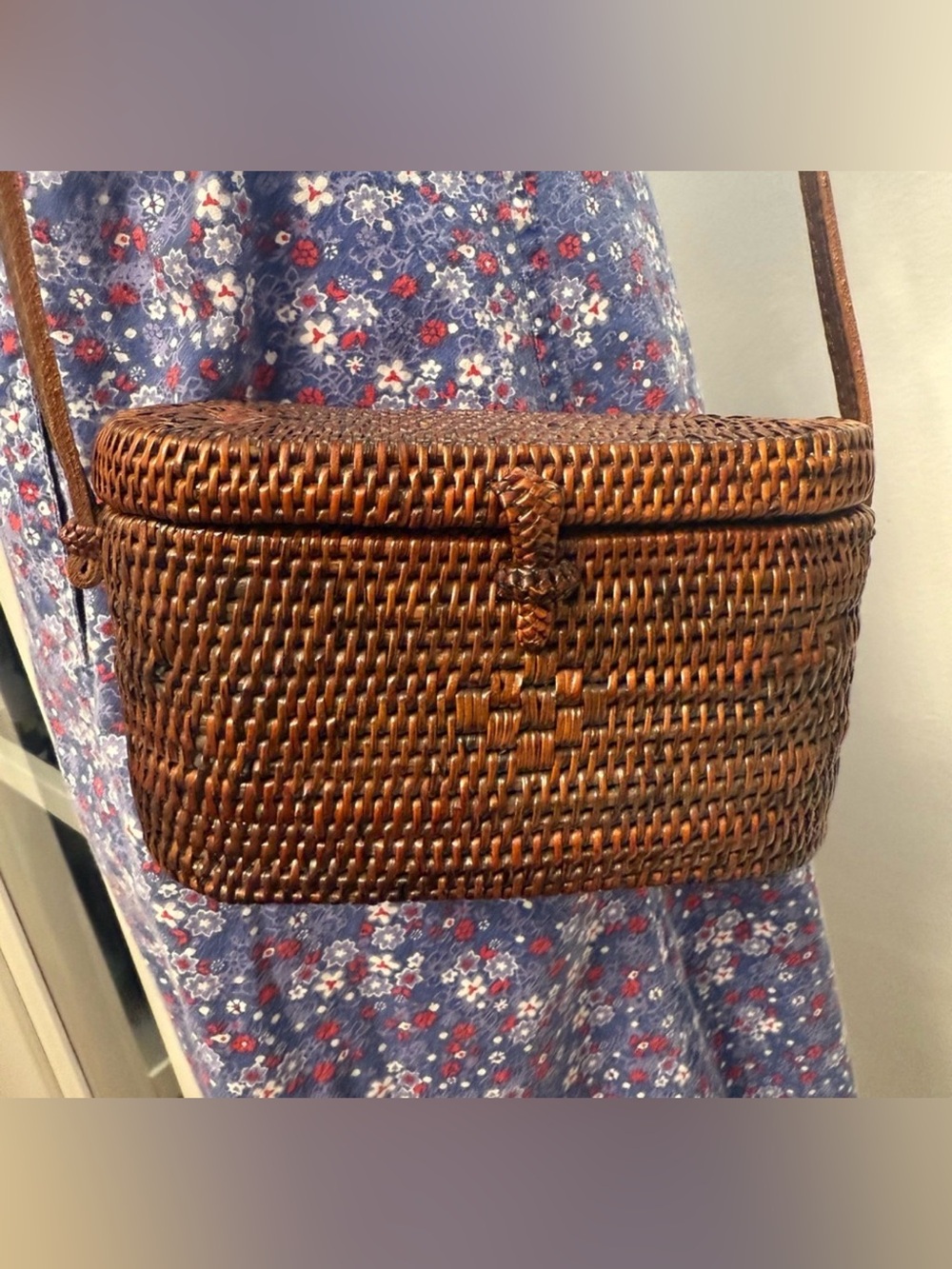 TLC & You Woven Basket Bag Purse vintage style Rattan Crossbody